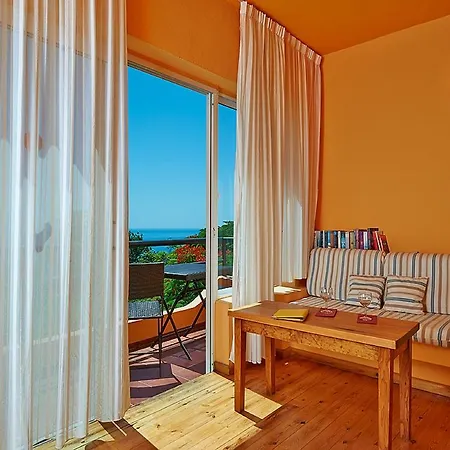 Finca Tropical Resort