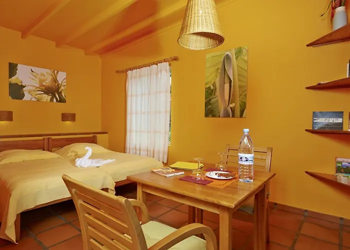 Finca Tropical Resort